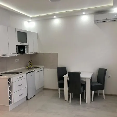 Apartment Silver Star